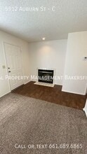 5912 Auburn St in Bakersfield, CA - Building Photo - Building Photo