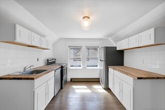 35 Young St in New Haven, CT - Building Photo - Building Photo