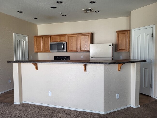 2813 E Dunbar Dr, Unit 2813 in Phoenix, AZ - Foto de edificio - Building Photo