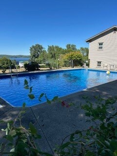 67 Suncrest Terrace in Colchester, VT - Building Photo - Building Photo