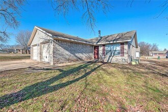 4518 W Franciscan Trail in Fayetteville, AR - Building Photo - Building Photo