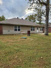 70 Cranfield Dr in Bella Vista, AR - Building Photo - Building Photo
