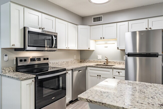 Bradenton Palms in Bradenton, FL - Foto de edificio - Interior Photo