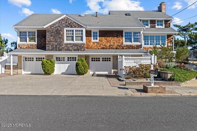 262 Sunset Ln in Mantoloking, NJ - Building Photo - Building Photo