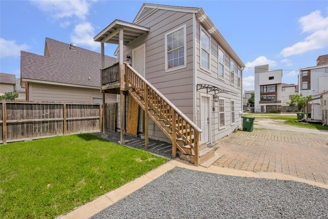 property at 3310 Crawford St