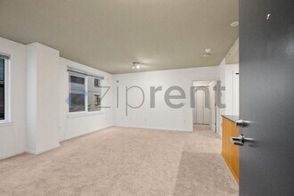 81 Clay St in Seattle, WA - Building Photo - Building Photo