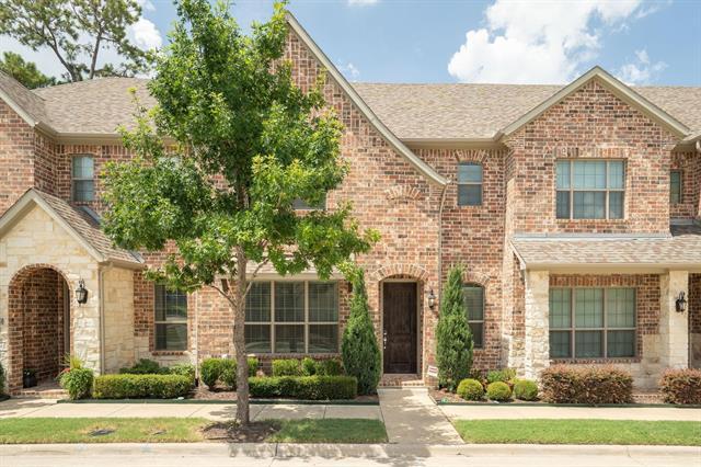 property at 2236 Pinnacle Ln