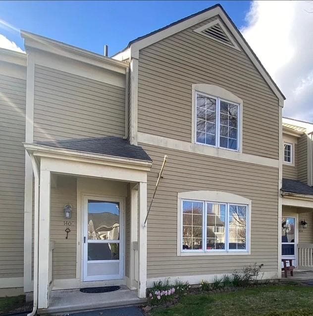 property at 1403 Nutmeg Dr