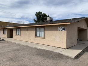 220 West Roger Road in Tucson, AZ - Building Photo - Building Photo