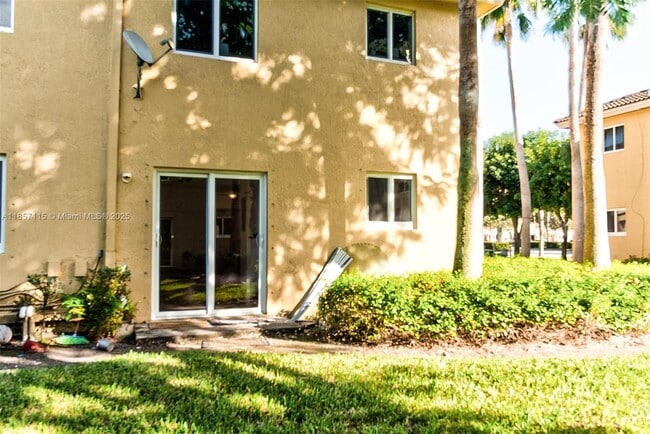970 NE 34th Ave in Homestead, FL - Building Photo - Building Photo