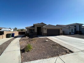 8695 E 34th Ln in Yuma, AZ - Building Photo