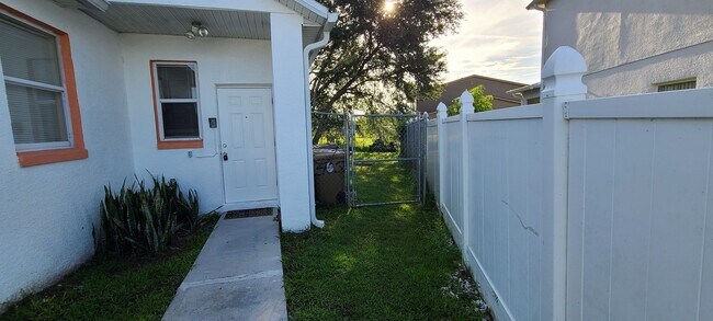 405 Majestic Way in Kissimmee, FL - Building Photo - Building Photo