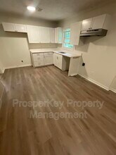 418 E Northwoods Dr in Griffin, GA - Building Photo - Building Photo