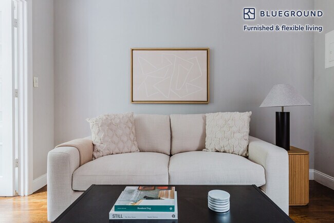 246 Mott St in New York, NY - Building Photo - Building Photo