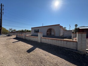 972 E Edison St in Tucson, AZ - Building Photo - Building Photo