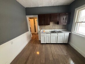 2908 Fullerton Ave-Unit -2908 Fullerton St Unit 1 in Detroit, MI - Building Photo - Building Photo