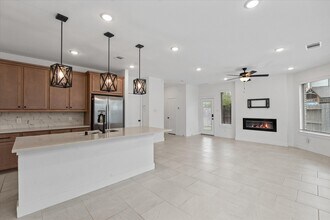 23831 Oriole Vly Trl in Katy, TX - Foto de edificio - Building Photo