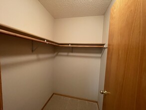 23181 Dakotah St NW in St Francis, MN - Building Photo - Building Photo