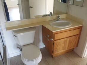 7319 Calle Cristobal, Unit Canyon Park Villas in San Diego, CA - Building Photo - Building Photo