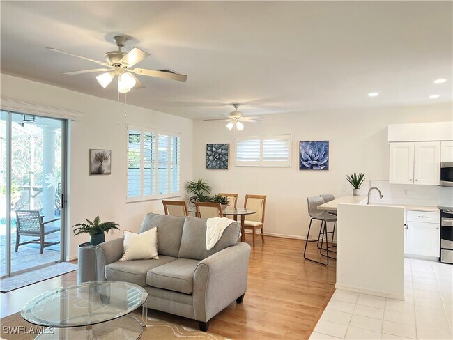 25040 Bay Cedar Dr in Bonita Springs, FL - Building Photo - Building Photo