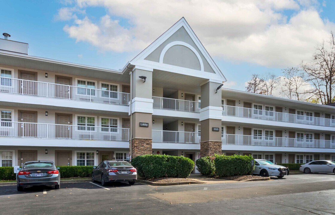 Furnished Studio-Nashville - Airport in Nashville, TN - Foto de edificio