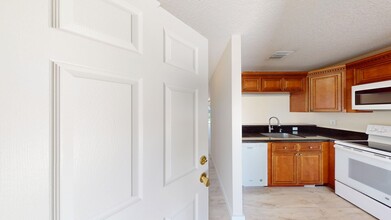 62 Plumage Ln in West Palm Beach, FL - Building Photo - Building Photo