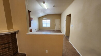 6535 93rd St in Lubbock, TX - Foto de edificio - Building Photo