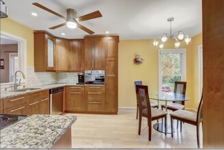 909 Winchester Ct in West Chester, PA - Building Photo - Building Photo