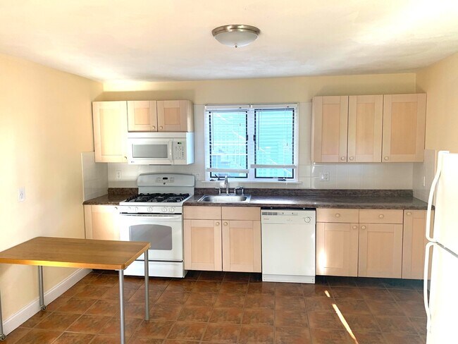 149 Pearl St, Unit 1
