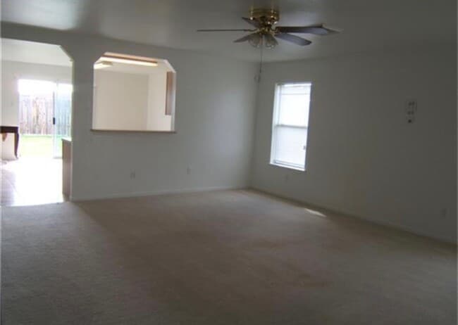 3120 Wild Turkey Ln in Pearland, TX - Building Photo - Building Photo