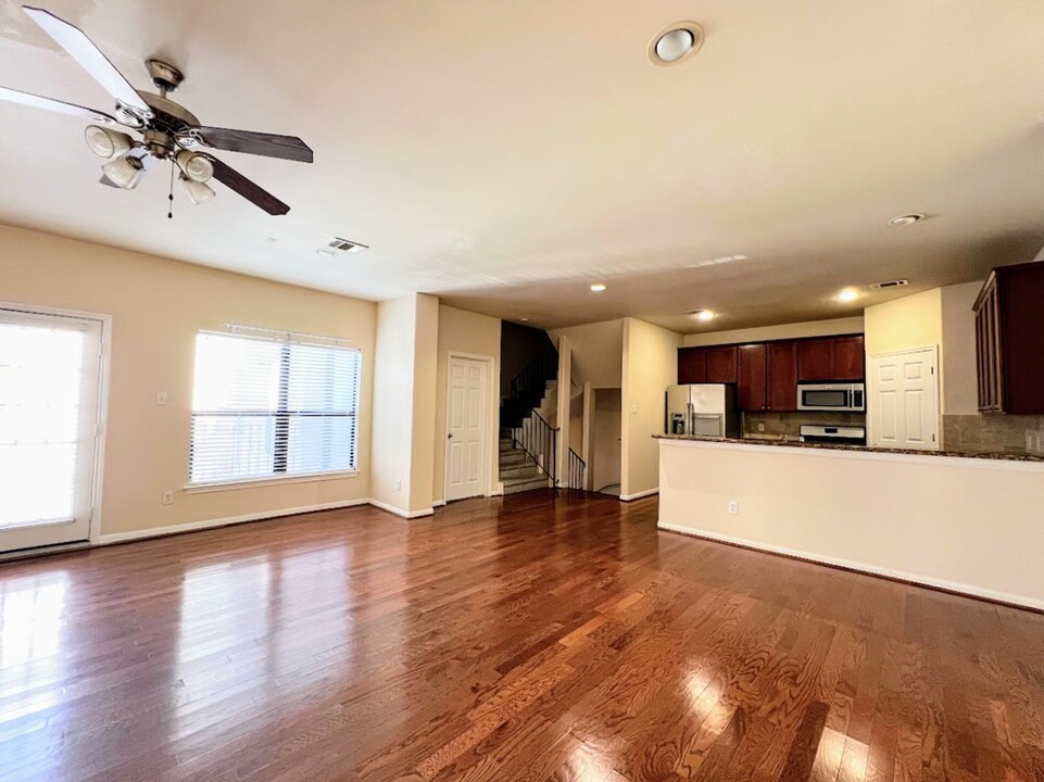 4411 Koehler St in Houston, TX - Building Photo
