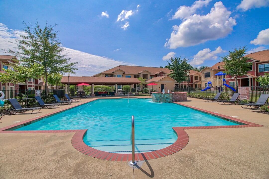 Vista Ridge Apartments in Tupelo, MS - Foto de edificio