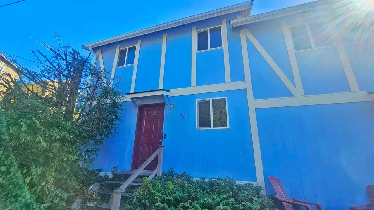 172 22nd Ave in Seattle, WA - Building Photo