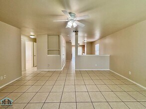 10747 Shaencrossing in San Antonio, TX - Building Photo - Building Photo