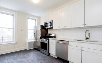 563 17th St in Brooklyn, NY - Building Photo - Building Photo