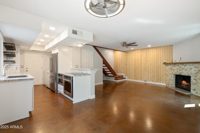 10420 North 11th St in Phoenix, AZ - Building Photo - Building Photo