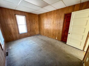 1020 S Kimball St in Mitchell, SD - Building Photo - Building Photo