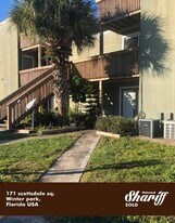 138 Scottsdale Sq, Unit 138