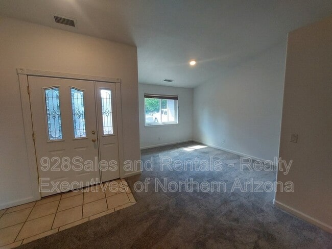 1469 W Weston Trail in Flagstaff, AZ - Building Photo - Building Photo