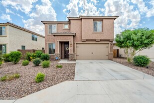 1621 Flintlock Dr in San Tan Valley, AZ - Building Photo