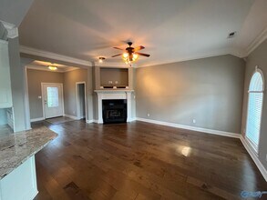 1907 Weatherly Cir SW in Decatur, AL - Building Photo - Building Photo