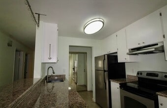 66 Fairmount Ave in Oakland, CA - Building Photo - Building Photo