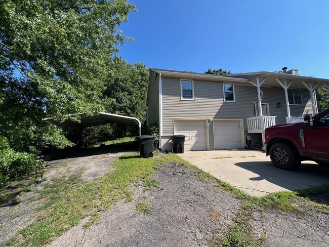 603 SE 125th Rd in Warrensburg, MO - Building Photo - Building Photo