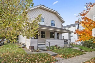 263 Crestview Rd in Columbus, OH - Building Photo