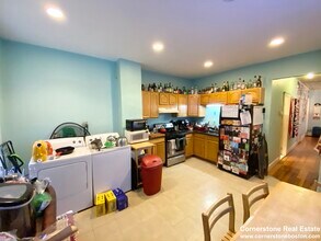 1562 Tremont St, Unit 3 in Boston, MA - Building Photo - Building Photo