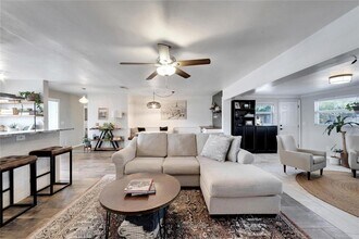 2138 Timber Ln in Clearwater, FL - Building Photo - Building Photo