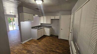 3601-3603 Ripy Ct in Fort Worth, TX - Building Photo - Building Photo