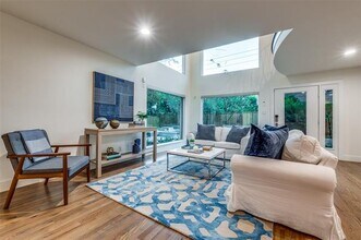 5908 Melshire Dr in Dallas, TX - Building Photo - Building Photo