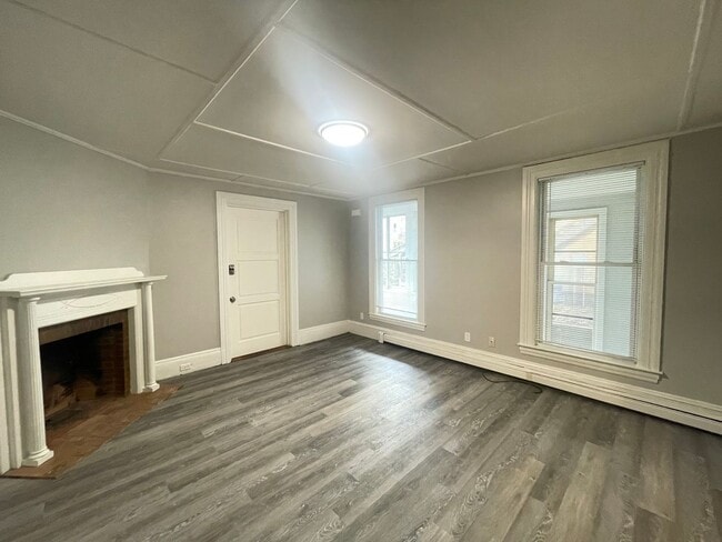 12 Court St in Concord, NH - Building Photo - Building Photo