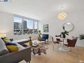 501 Beale St in San Francisco, CA - Building Photo - Building Photo